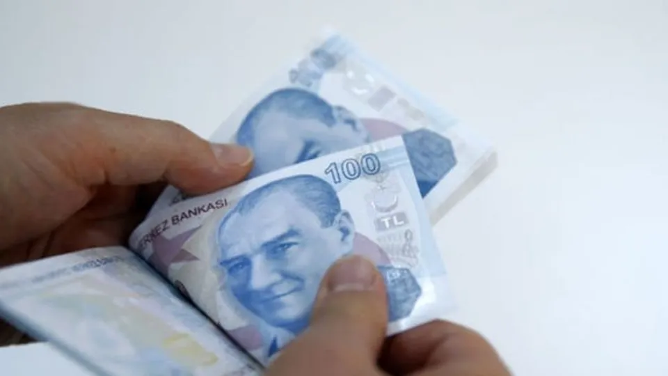 Emekli karma hesap sistemi değişiyor! Emekli maaşlarında 300 liralık artış