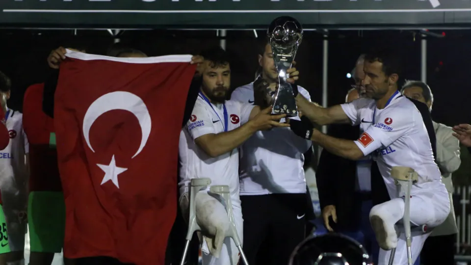 Osman Çakmak: "Türk halkı hakkını helal etsin"