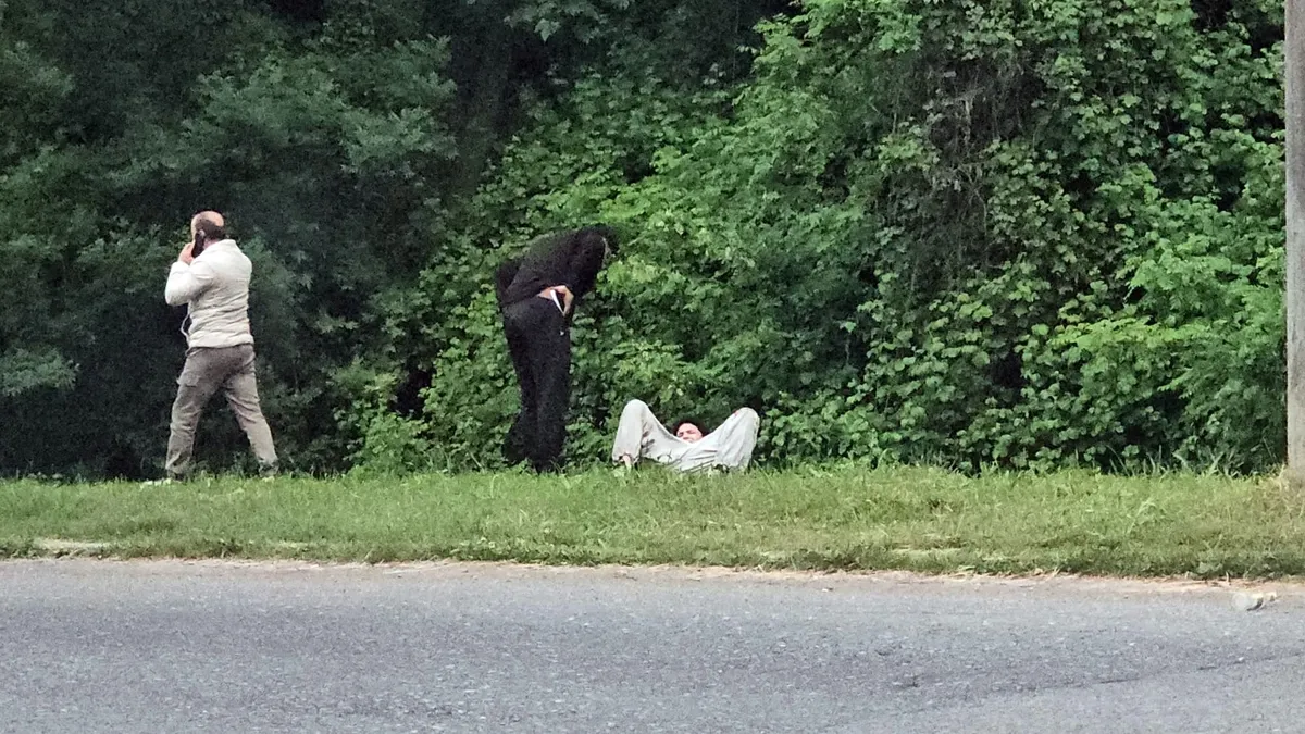 Motosikletle giderken silahlı saldırıya uğradı: 1 yaralı