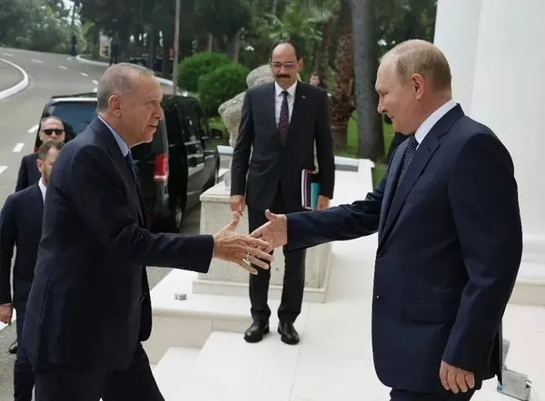 Son dakika: Başkan Erdoğan'dan Rusya dönüşü önemli mesajlar! "Suriye konusunda Putin ile mutabık kaldık" - 3