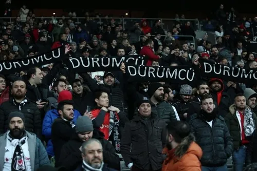 Tolgay Arslan’a ’dürüm’lü protesto!