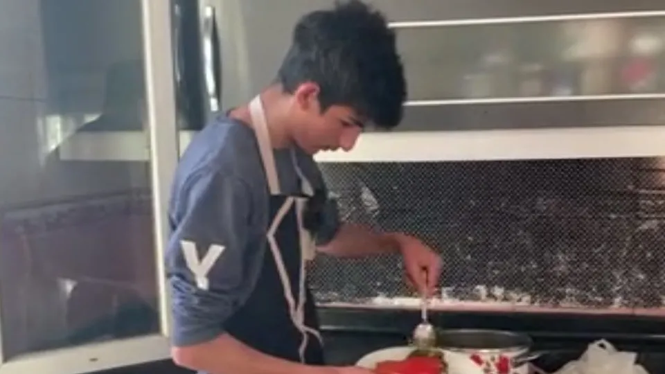 Taha Duymaz ile kız kardeşi Melek Nur Duymaz depremde yaşamını yitirdi