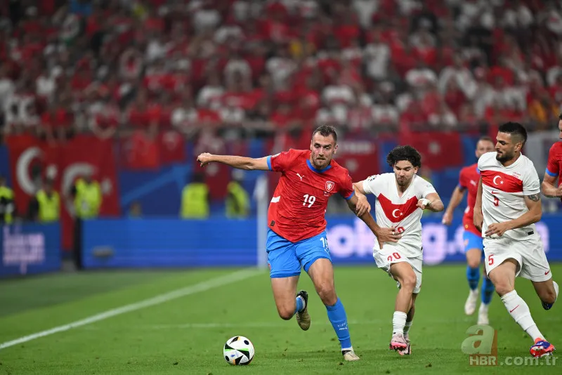 Türkiye Çekya maçına damga vurdu! Rumen hakem Istvan Kovacs daha önce de A Milli takımı yakmış 5