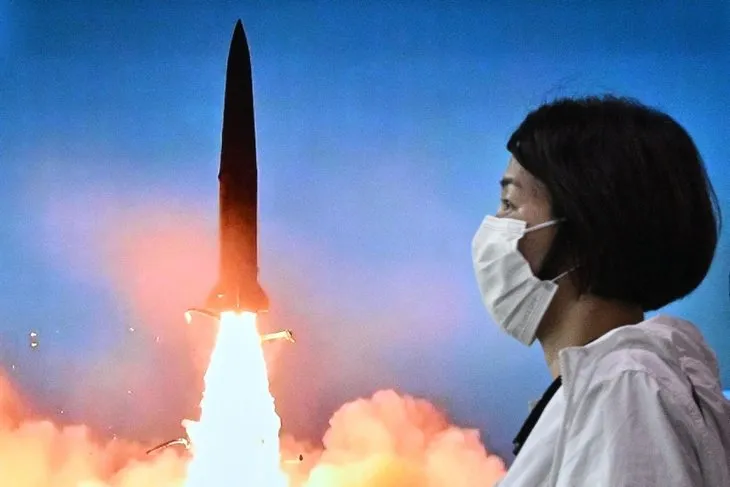 Kim Jong-Un’dan korkutan hamle! Japon Denizi istikametine 8 füze fırlattı
