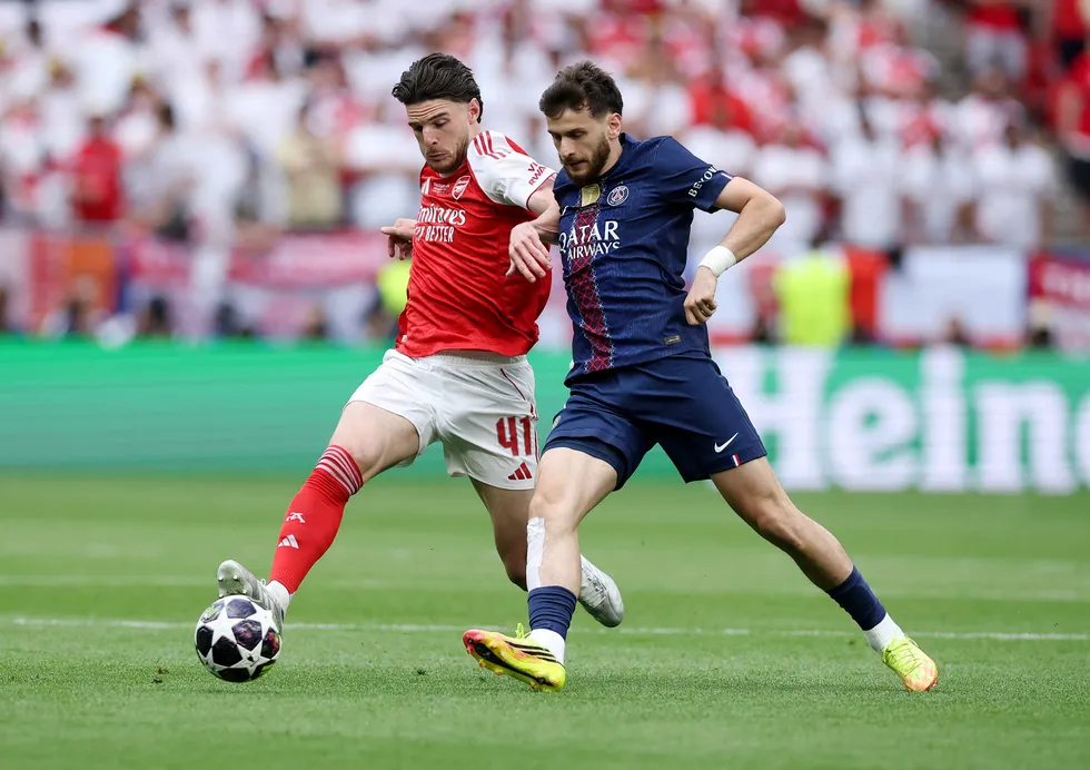 arda-gulere-uefadan-buyuk-onur-sampiyonlar-liginde-sezonun-cikis-yapan-oyuncusu-secildi-1780252842656.jpg Arda Güler'e UEFA'dan büyük onur! Şampiyonlar Ligi'nde sezonun çıkış yapan oyuncusu seçildi - 4
