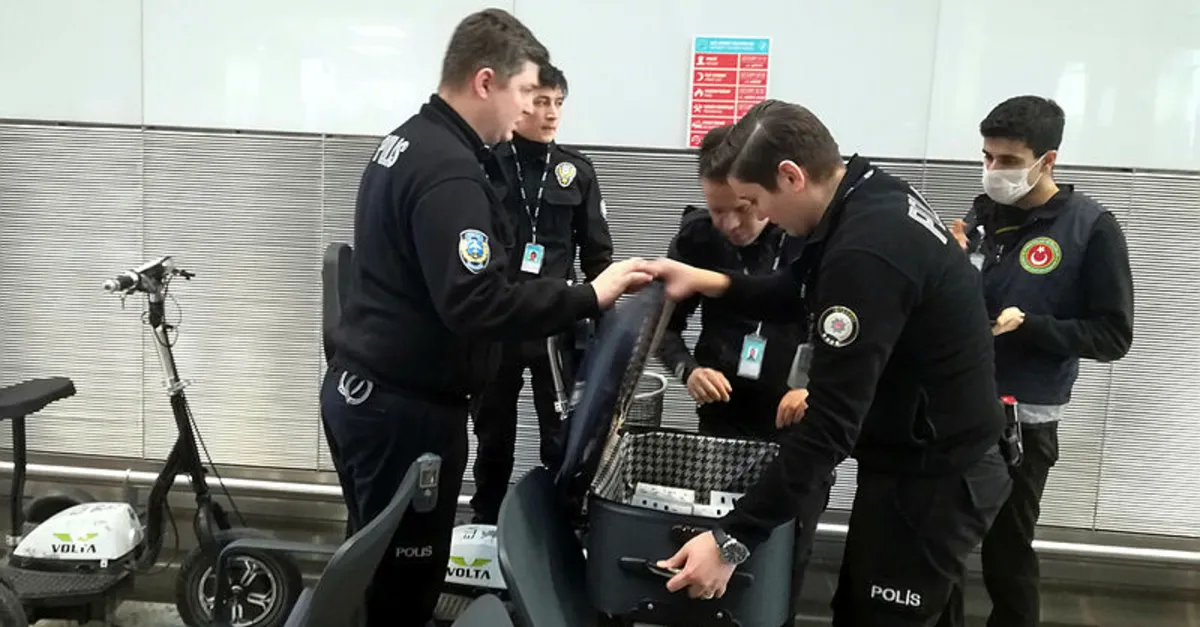 İstanbul Havalimanı'nda operasyon! "Saka"ları yurt dışına çıkarmak isterken yakalandı