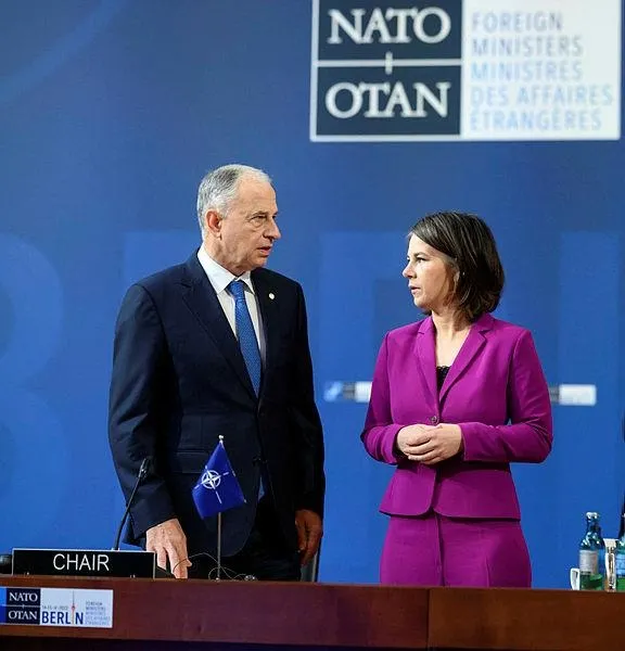 Finlandiya Cumhurbaşkanı Sauli Niinistö NATO üyeliğine başvuracaklarını açıkladı