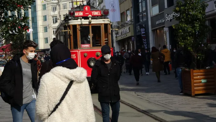 Koronavirüs vaka sayısı tırmanışa geçti! İstanbul İl Sağlık Müdürü Prof. Dr. Kemal Memişoğlu uyardı: Aman dikkat - 5