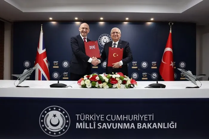 Milli Savunma Bakanı Yaşar Güler - İngiltere Savunma Bakanı John Healey (X ekran görüntüsü)