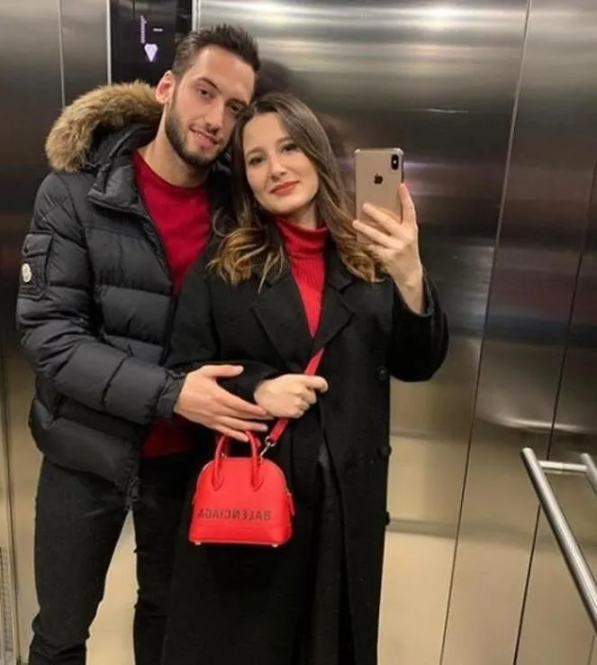 Boşanmanın eşiğinden dönmüşlerdi! Hakan Çalhanoğlu ve Sinem Çalhanoğlu tatile çıktı