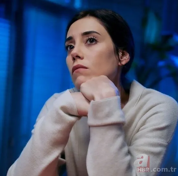 Ezel dizisinin Eyşan'ı Cansu Dere sosyal medyayı salladı! O fotoğrafına yorum yağdı 4