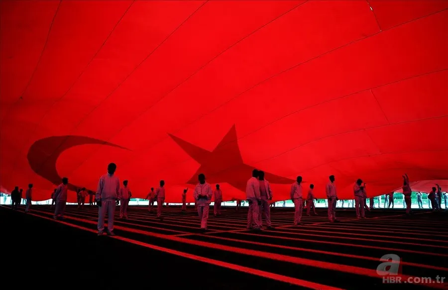 Atatürk fotoğrafları ve 29 Ekim Cumhuriyet Bayramı kutlama görselleri! Atatürk'ün Cumhuriyet ile ilgili sözleri 22