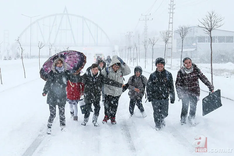 📣 Kar tatili olan iller peş peşe açıklandı: 10-11 Mart hangi illerde okullar tatil edildi? SON DAKİKA HABERLER 19