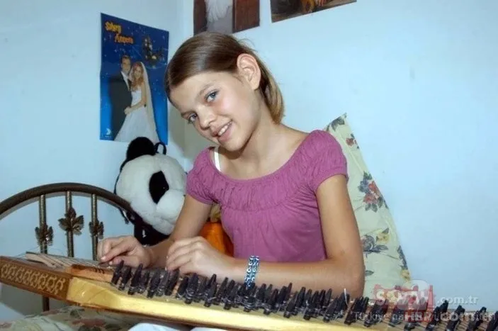 Kardeşlerim'in Harika’sıydı! Gözde Türker'in kardeşi bakın hangi şarkıcı çıktı! İbrahim Tatlıses keşfetmiş... 4