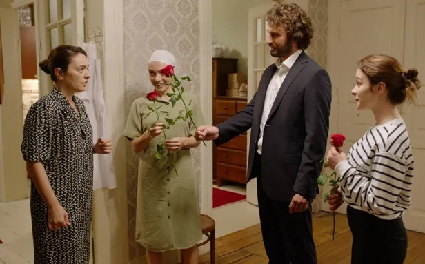 Ben çok yoruldum, artık gücüm kalmadı Masumlar Apartmanı 15. bölüm tek parça izle! Masumlar Apartmanı 16. bölüm fragmanı yayınlandı mı?