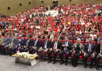 Erzincan’da 1500 öğrenciye burs verildi