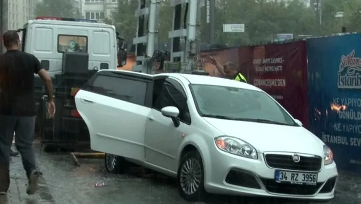 İstanbul yağmura teslim oldu!