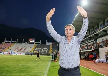 Şenol Güneş, Akhisar maçının ardından açıklamalarda bulundu