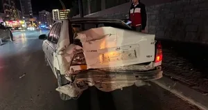 Niğde-Bor Otoyolu’nda midibüs ile otomobil çarpıştı: 1 yaralı