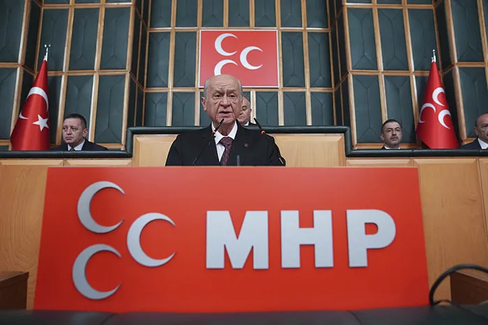 MHP lideri Devlet Bahçeli’den 23 Nisan mesajında DEM’e sert tepki: Türk bayrağını kabullenmeyen şerefsizler...