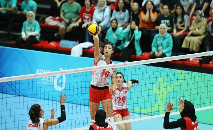 islami-dayanisma-oyunlari-turkiye-irani-3-0-yenerek-yari-finale-yukseldi-1660329810206.jpg İslami Dayanışma Oyunları: Türkiye, İran'ı 3-0 yenerek yarı finale yükseldi - 2