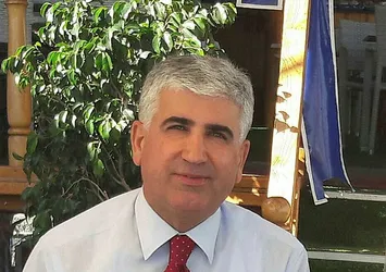 CHP'li Belediyenin makam verdiği terörle iltisaklı Bedrettin Gündeş'in kirli geçmişi gözler önüne serildi! Bakan Soylu Kılıçdaroğlu'na sordu: Bu şahsı tanıdınız mı?