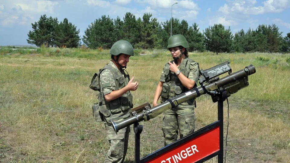 Sınırda kadın askerler dosta güven, düşmana gözdağı veriyor