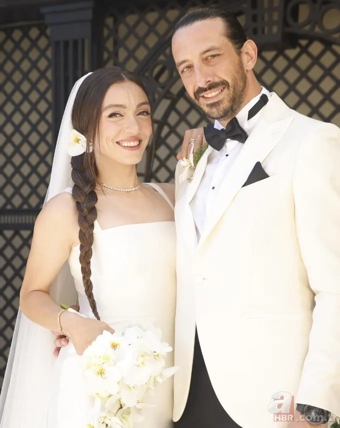 Hülya Avşar'ın eski eşi Kaya Çilingiroğlu'nun yeni sevgilisine bakın! Kızı Zehra'dan bile küçükmüş... 16