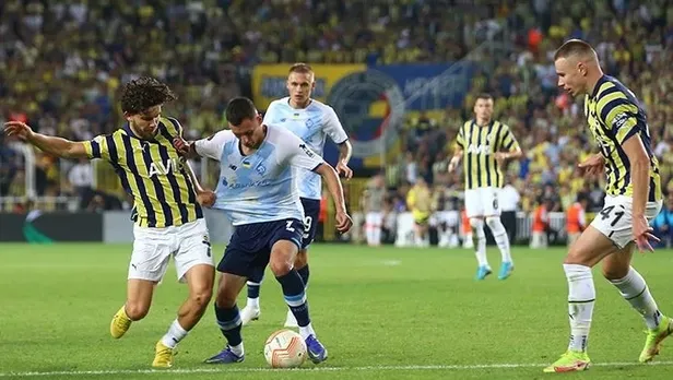 Fenerbahçe 1-0 Sivasspor! Fenerbahçe tek attı, üç aldı!