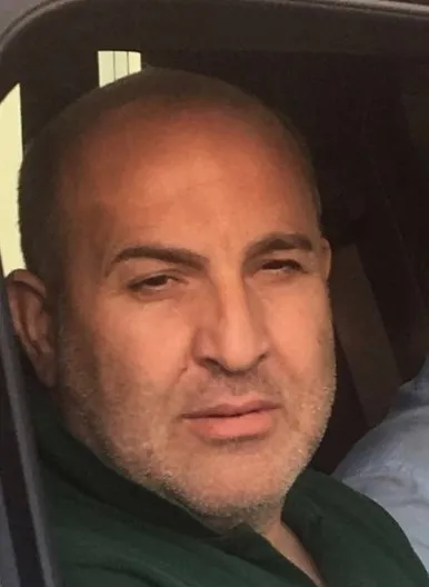 balikesirdeki-baltali-cinayetin-goruntuleri-cikti-1650462969265.jpg Balıkesir'deki baltalı cinayetin görüntüleri çıktı - 3