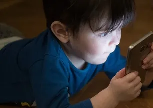 Sokaklardan dijital ekranlara: Teknoloji çocukluk dönemini nasıl etkiliyor?