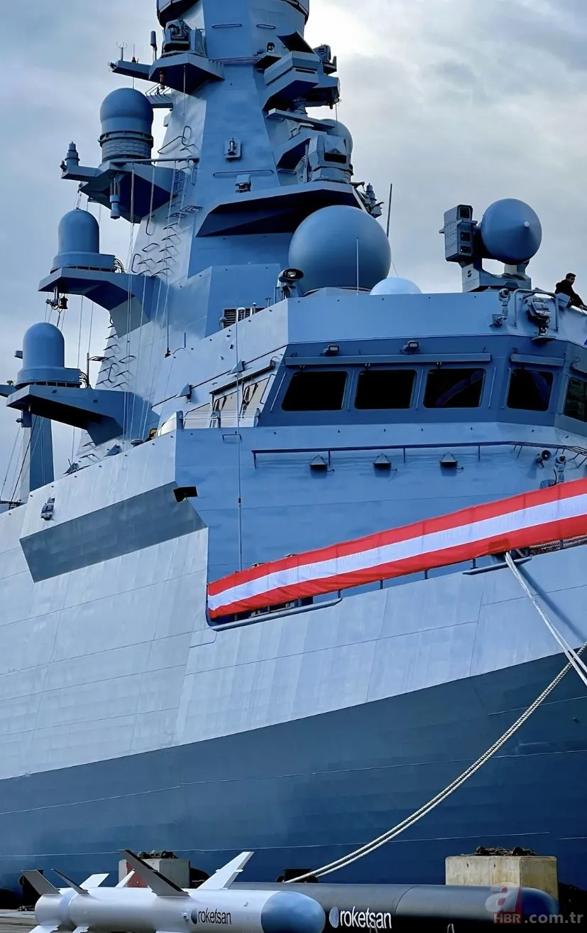 TCG DERYA ÖZELLİKLERİ | Donanma ve TSK'nın Milli Gururu TCG Derya gemisinin A'dan Z'ye detayları! İşte uzunluğu, menzili, radarı, kalkış süresi...