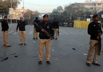 Pakistan’da bombalı araç saldırısı: 11 ölü, 20 yaralı