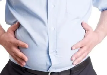 Tek yudumu şişkinliğe iyi geliyor! Davul gibi şiş karnı hemen indiriyor…