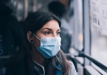 Maske zorunluluğu ne zaman kalkacak? Uzman isim tarih verdi!