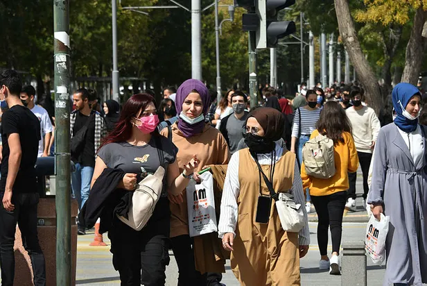 Yılbaşında sokağa çıkma yasağı olacak mı? 31 Aralık Cuma günü kısıtlama var mı? Son gelişmeler...