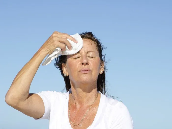 asiri-terleme-sorunu-olanlara-terleme-botoksu-1719042525655.jpg Aşırı terleme sorunu olanlara: Terleme botoksu - 2