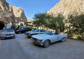 Belçikalı klasik araç tutkunları Kemaliye'de