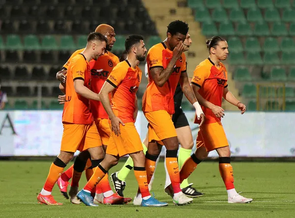 son-dakika-galatasarayin-sampiyonlar-ligi-muhtemel-rakipleri-belli-oldu-1626691049580.jpg Son dakika: Galatasaray'ın Şampiyonlar Ligi muhtemel rakipleri belli oldu - 3