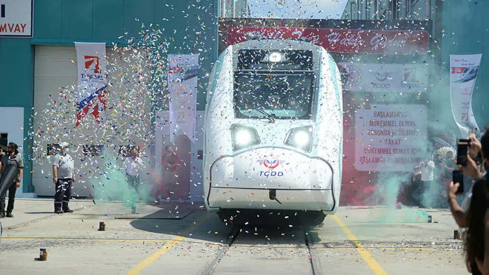 Milli Elektrikli Tren artık gün sayıyor