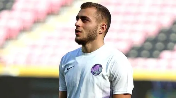 son-dakika-transfer-haberi-galatasaray-ankara-keciorengucu-ile-baris-alper-yilmazin-transferi-icin-anlasma-sagladi-1624726719651.jpg Son dakika transfer haberi: Galatasaray Ankara Keçiörengücü ile Barış Alper Yılmaz'ın transferi için anlaşma sağladı! - 1