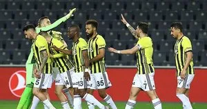 Kanarya şampiyonluk yarışında yara aldı