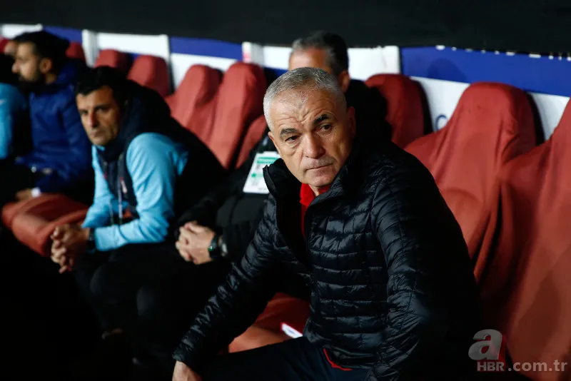 Burak Yılmaz ile yollar ayrıldı! İşte Beşiktaş'ın yeni hocası | Seçime kadar takımın başında olacak 5