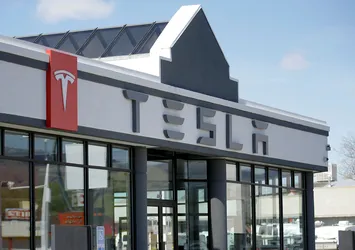 Tesla Çin'de fabrika açmayı planlıyor