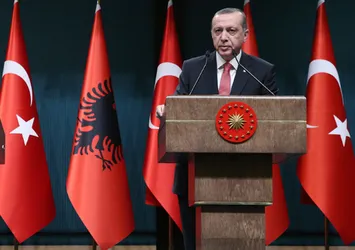 Cumhurbaşkanı Erdoğan:Suikastin arkasında FETÖ var