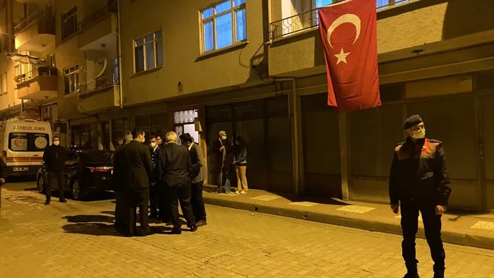 Son dakika: Pençe-Yıldırım Harekat bölgesinde yaralanan askerden acı haber: Uzman Çavuş Nar şehit oldu - 3
