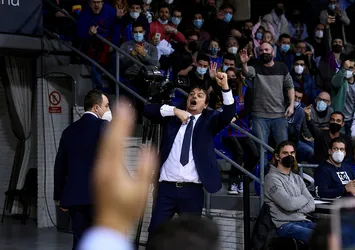 Olaylı maçta kazanan Barcelona! Barcelona 82-77 Anadolu Efes (MAÇ SONUCU)