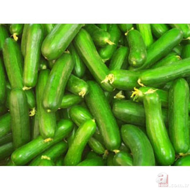 Salatalıkların ömrünü uzatan yöntem! Poşete bir parça atın günlerce taze kıtır kıtır yiyin! 2