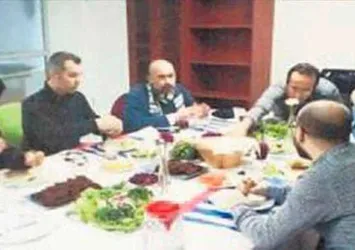 Fuat Avni ve trolleri dağıtıldı