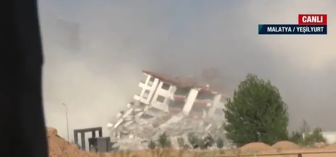 Malatya’daki ağır hasarlı binanın dinamitle yıkım anı A Haber ekranlarında! 280 kilogram patlayıcı döşendi! 1400 bina daha yıkılacak...